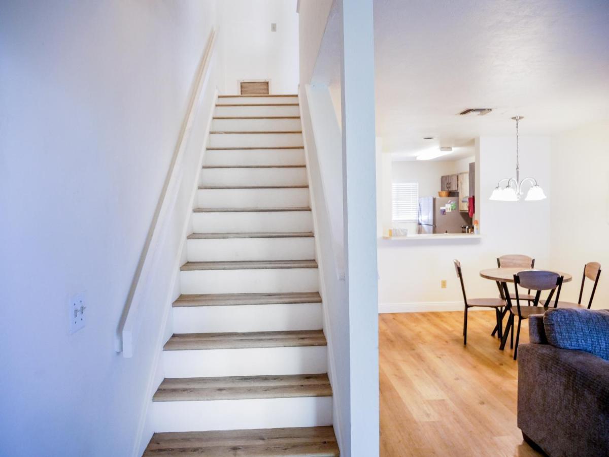 Spacious Townhome Ocala, Central Location, Newly Renovated, Pets Welcome מראה חיצוני תמונה