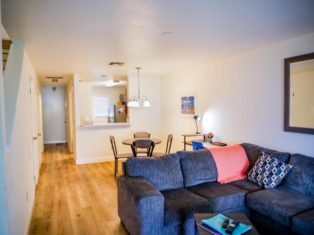 Spacious Townhome Ocala, Central Location, Newly Renovated, Pets Welcome מראה חיצוני תמונה